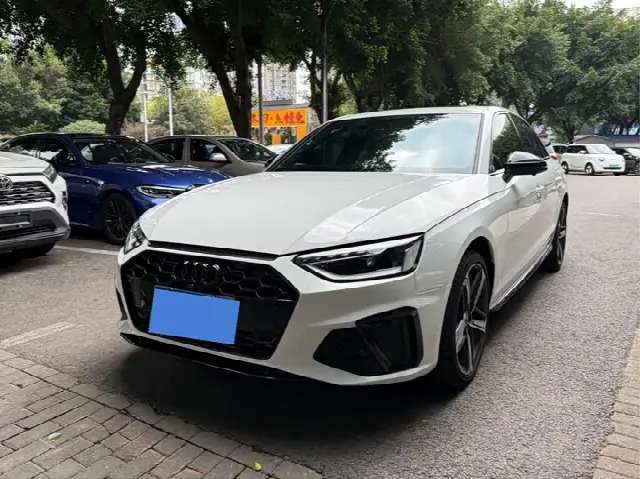 Audi A4L 2024, 38 000 км