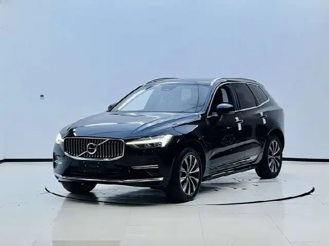 Volvo XC60 2025, 36 000 км