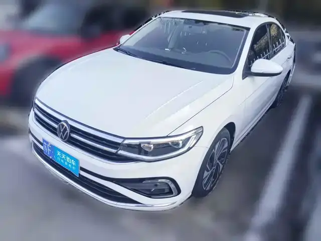 Volkswagen Bora 2023, 26 740 км