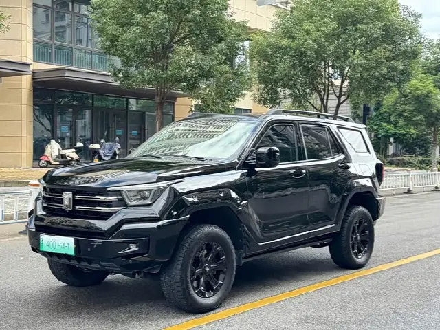 Tank 400 Hybrid 2024, 50 000 км