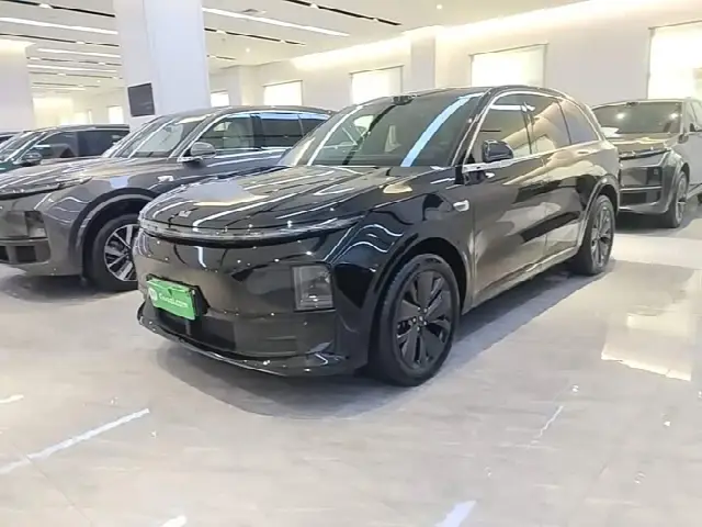 LiXiang L6 2025, 11 300 км