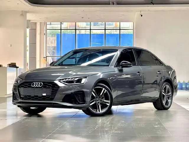 Audi A4L 2022, 60 000 км