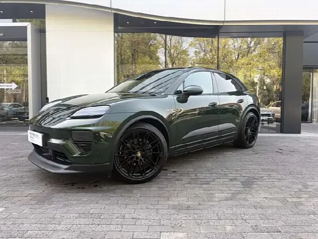 Porsche Macan EV 2024, 16 000 км