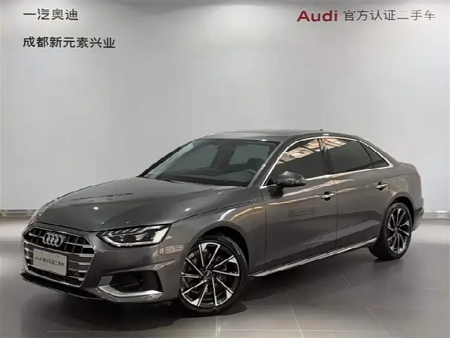 Audi A4L 2022, 10 200 км