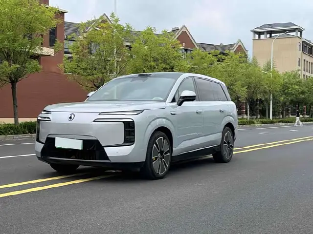 Denza N8L 2025, новый