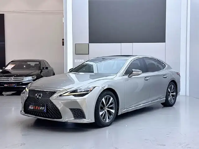 Lexus LS 2021, 70 000 км