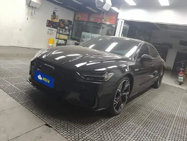 Audi A7L 2022, 55 900 км