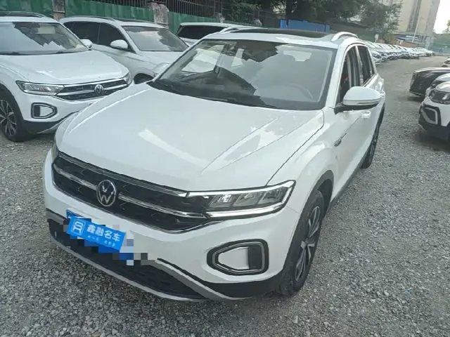Volkswagen T-Roc 2024, 50 000 км