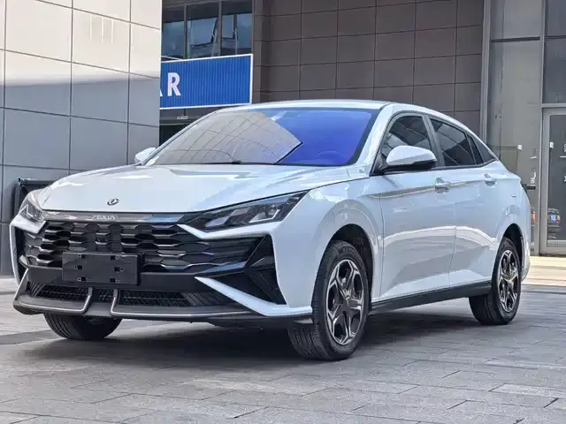 Dongfeng Aeolus Yixuan 2026, новый