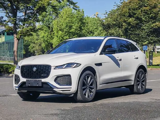 Jaguar F-Pace 2024, 70 000 км