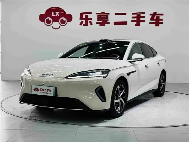 BYD Seal 07 DM-i Hybrid 2026, новый