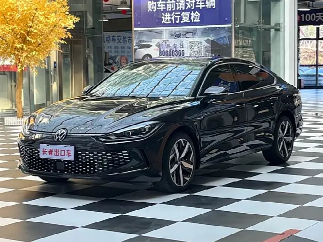 Volkswagen Lamando L 2023, 29 500 км