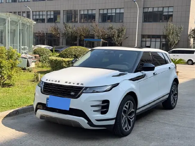 Land Rover Range Rover Evoque L 2024, 20 000 км