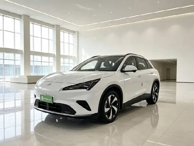 BAIC Arcfox Alpha T5 2026, 14 300 км