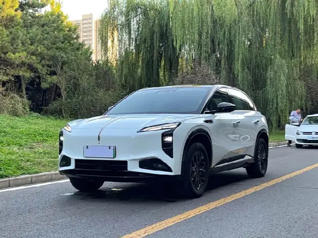 Hongqi EHS7 (Tiangong 08) 2025, 20 000 км