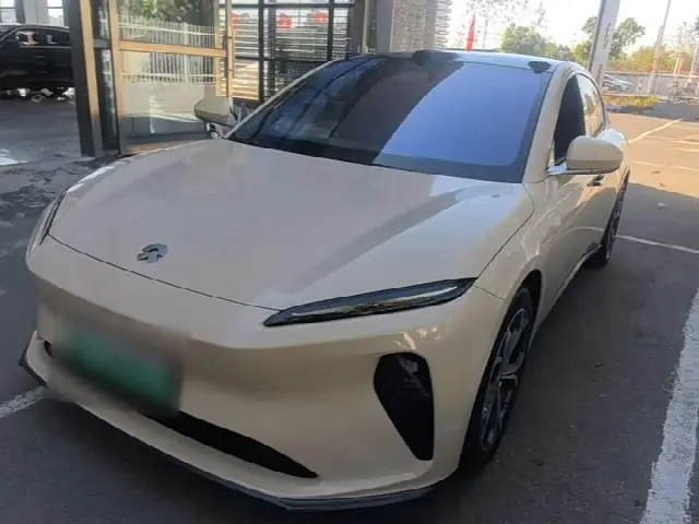 Nio ET5 2024, 28 900 км