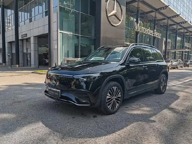 Mercedes-Benz EQB 2024, 8 200 км