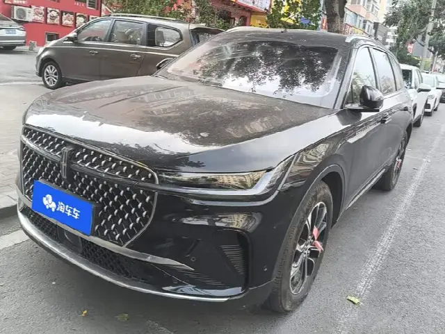 Lincoln Nautilus 2023, 14 700 км