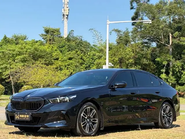 BMW 5 Series 2026, новый