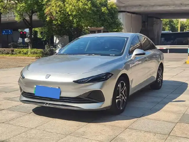 Roewe D7 2023, 50 000 км