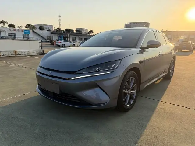 BYD Qin L 2025, 8 100 км
