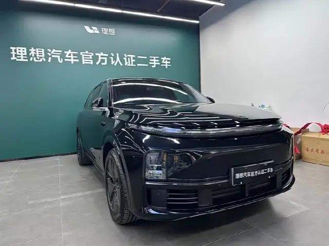 LiXiang L7 2024, 33 700 км