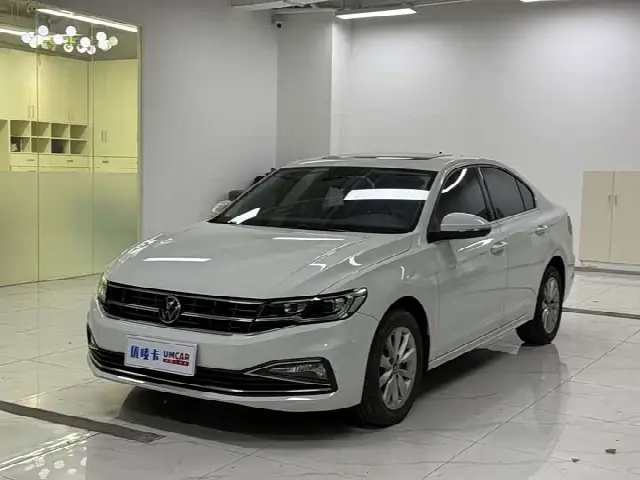 Volkswagen Bora 2021, 33 000 км