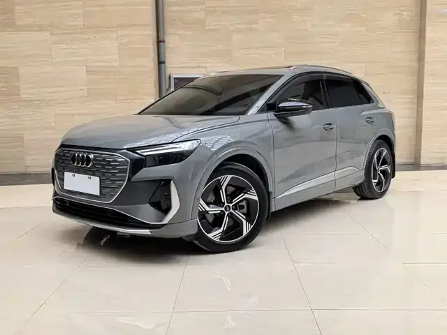 Audi Q4 e-tron 2022, 25 000 км