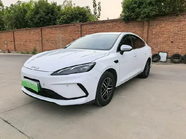 BYD Seal 05 DM-i Hybrid 2025, новый
