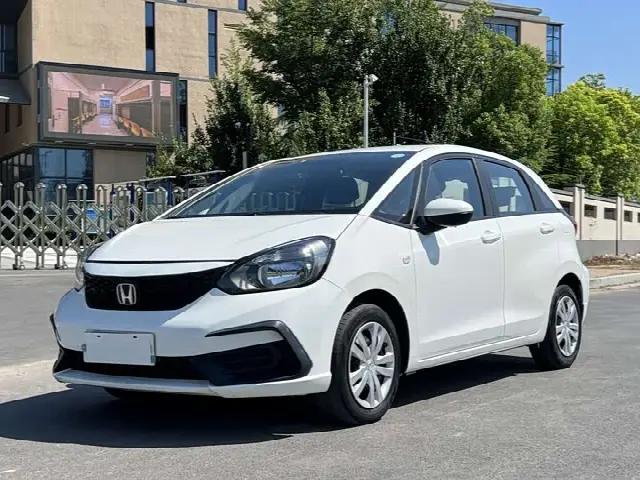 Honda Fit 2023, 80 000 км