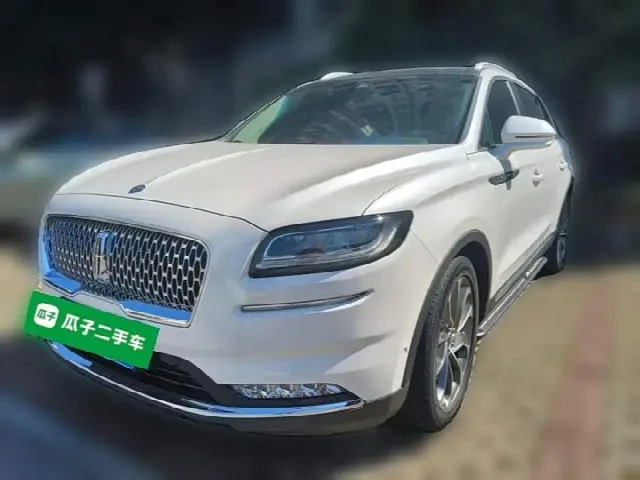 Lincoln Nautilus 2021, 32 000 км