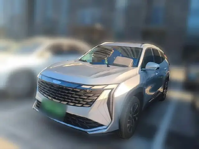 Geely Atlas L 2024, 15 100 км