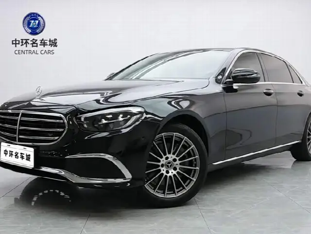 Mercedes-Benz E-Class 2022, 24 000 км