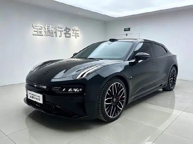 Zeekr 001 2025, 24 800 км
