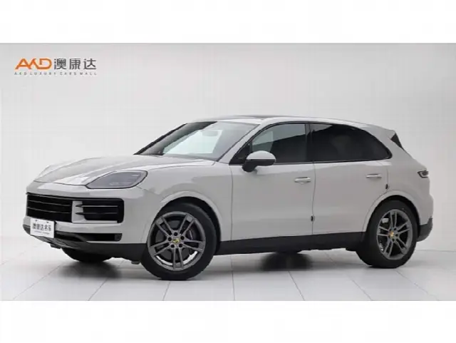 Porsche Cayenne 2024, 61 000 км