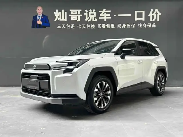 Toyota RAV4 2026, 7 000 км