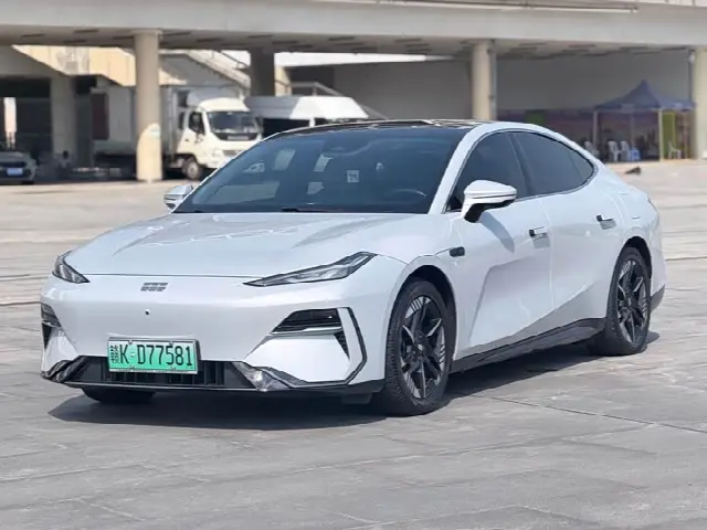 Geely Galaxy E8 2024, 56 800 км