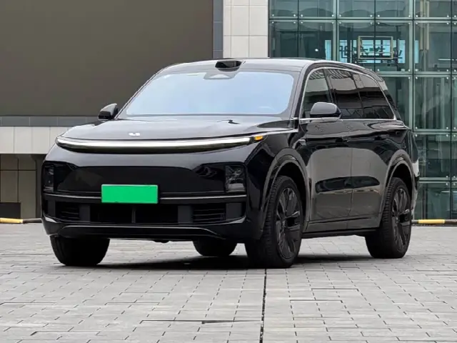 LiXiang L9 2024, 22 000 км