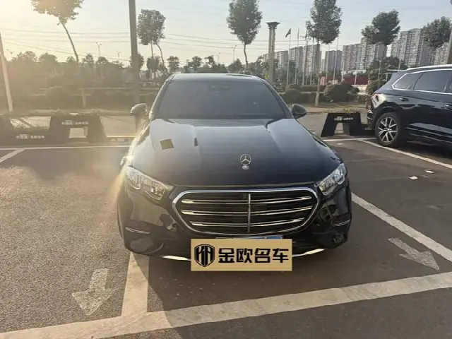 Mercedes-Benz E-Class 2025, 7 400 км
