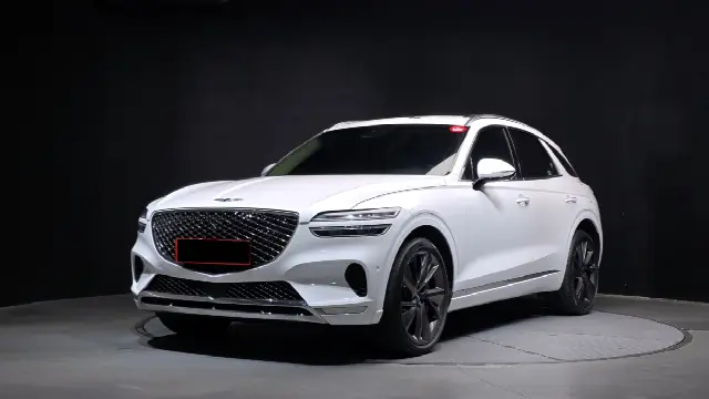 Genesis GV70 2021, 79 677 км