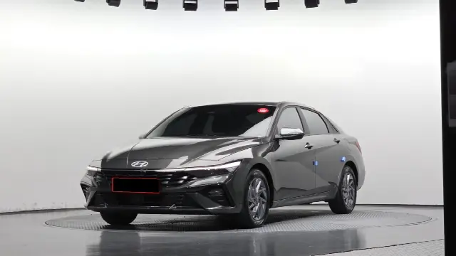 Hyundai Avante 2023, 8 225 км