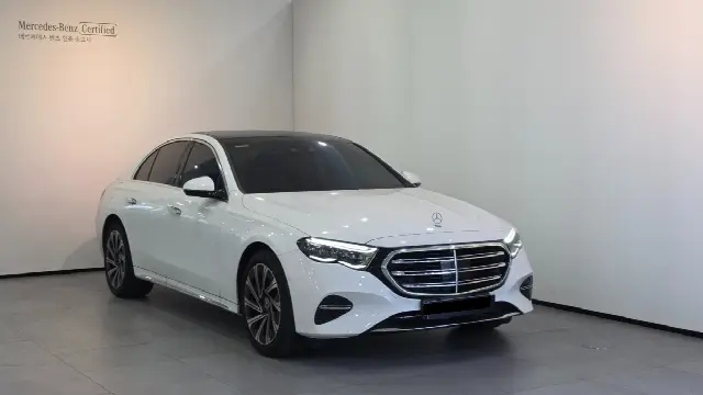 Mercedes-Benz E-Class 2024, 3 438 км