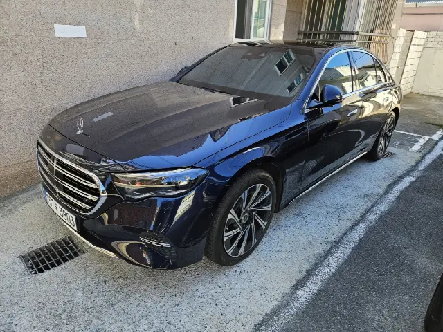 Mercedes-Benz E-Class 2024, 32 404 км
