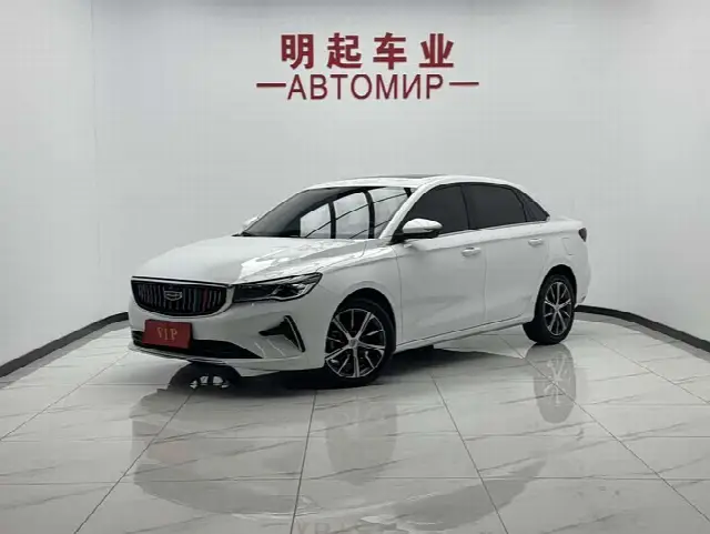 Geely Emgrand 2023, 35 000 км
