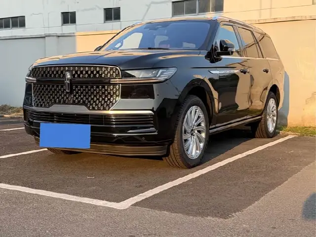 Lincoln Navigator 2025, новый