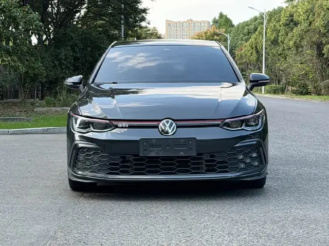 Volkswagen Golf GTI 2021, 42 000 км