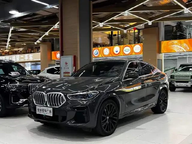 BMW X6 2022, 49 000 км