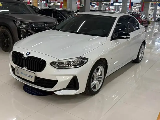 BMW 1 Series 2022, 30 000 км