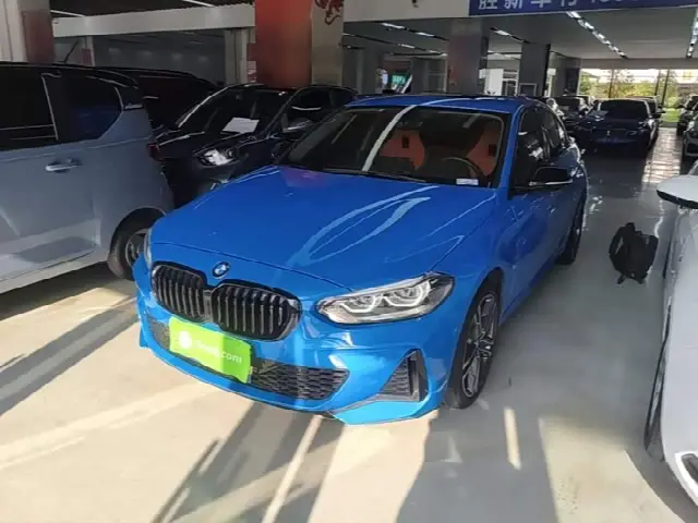BMW 1 Series 2021, 20 000 км