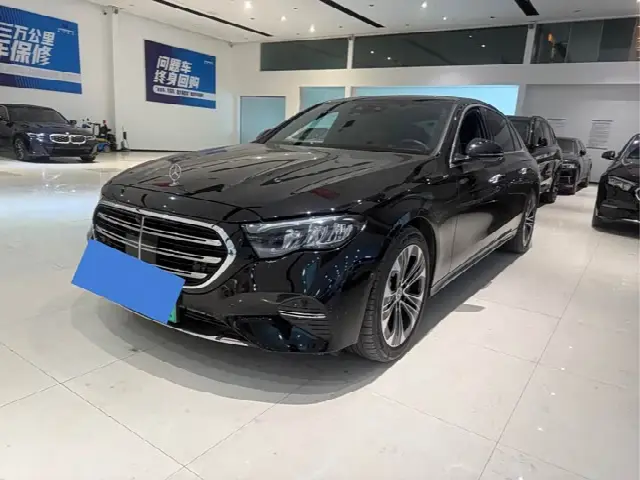 Mercedes-Benz E-Class Hybrid 2024, 23 000 км